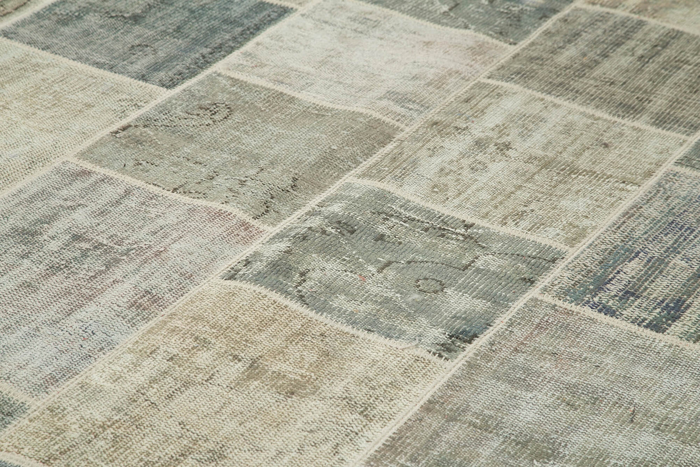 8x11 Grey Patchwork Rug- 20016