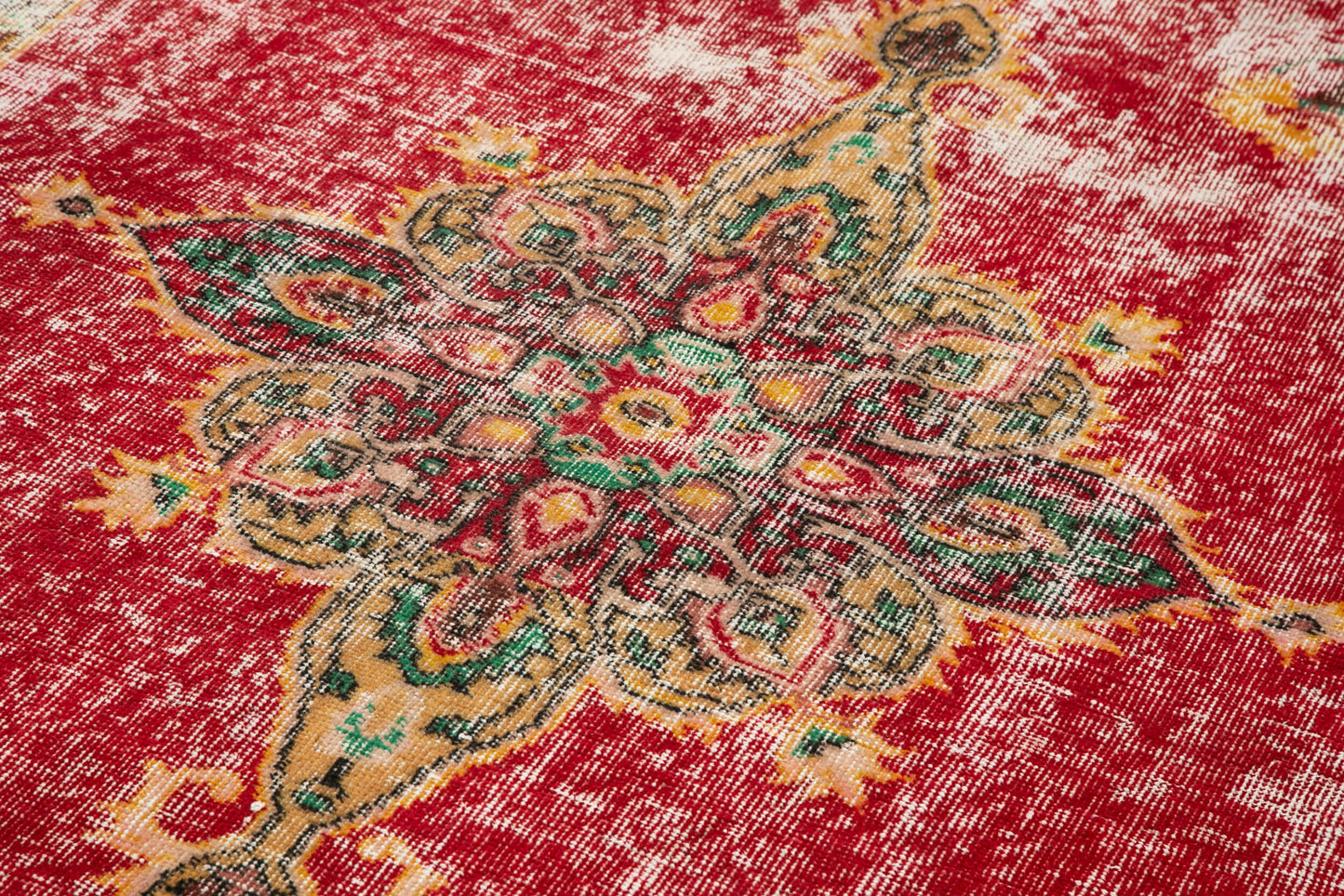 5x9 Red Bohemian Rug  - 21871