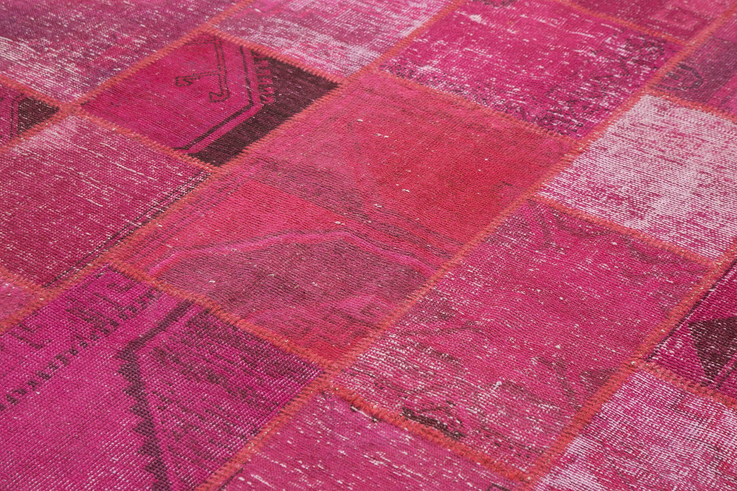 7x10 Pink Patchwork Rug - 31424