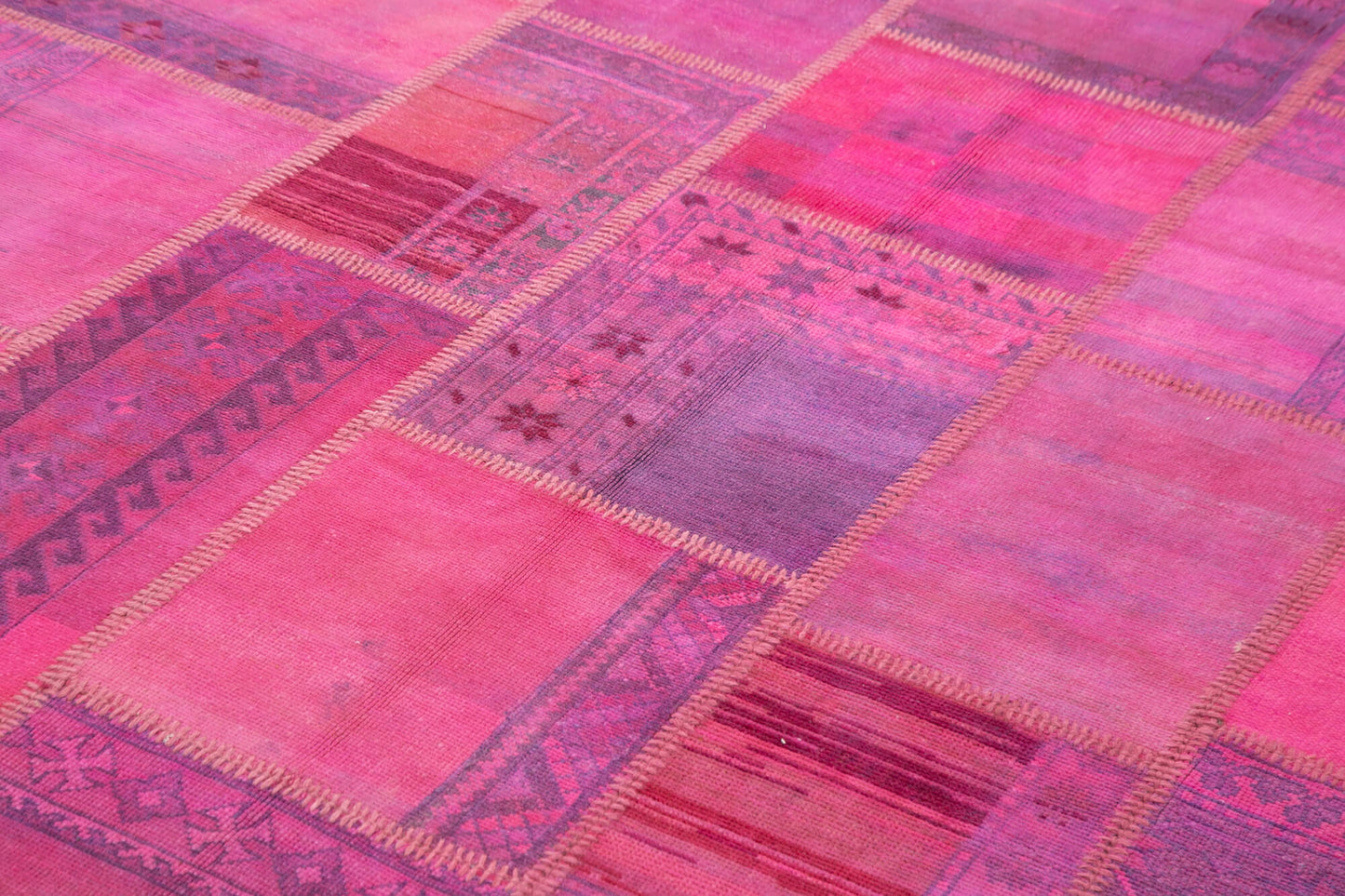 7x10 Pink Patchwork Rug - 31463