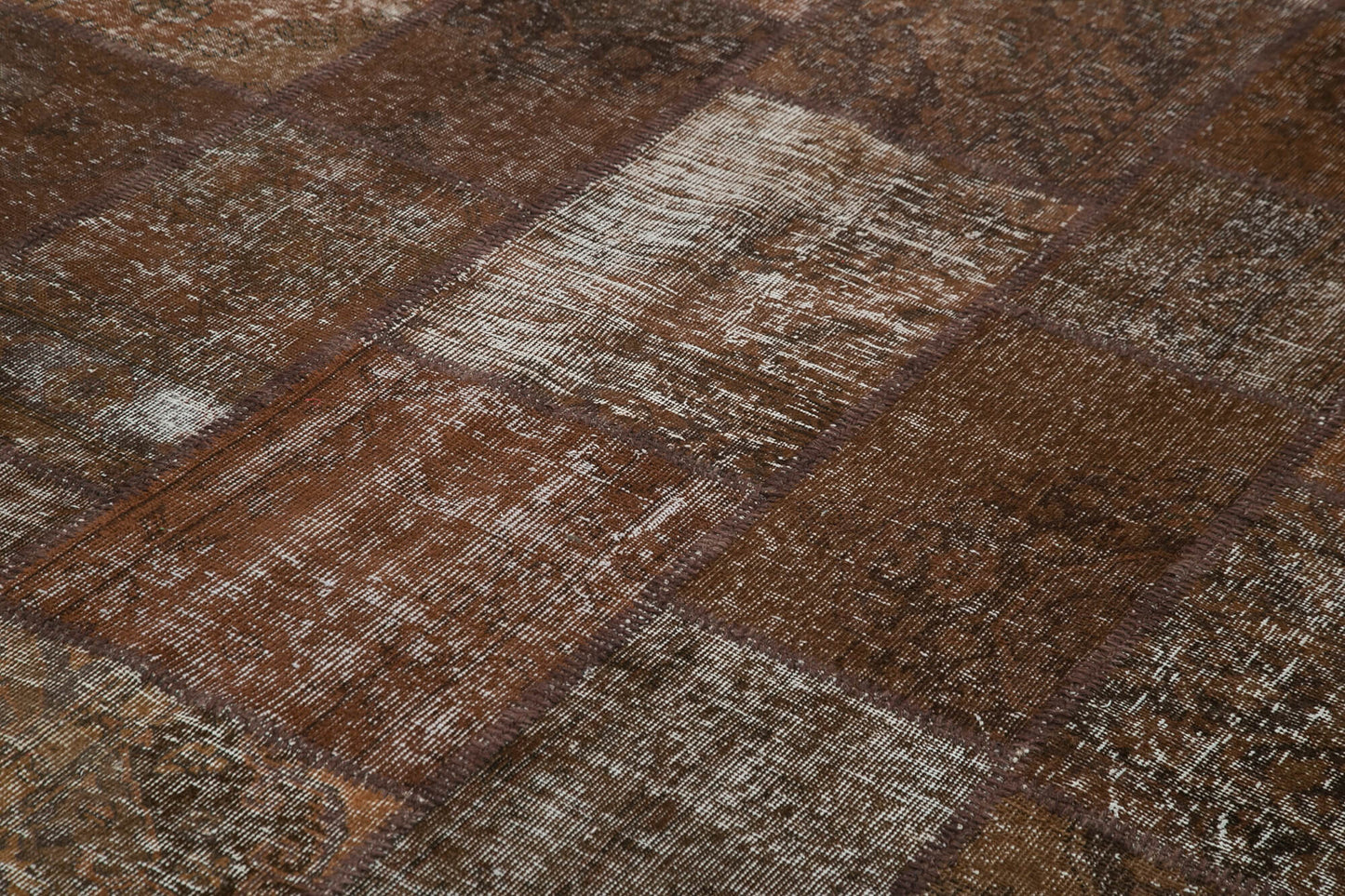 7x10 Brown Patchwork Rug - 31507