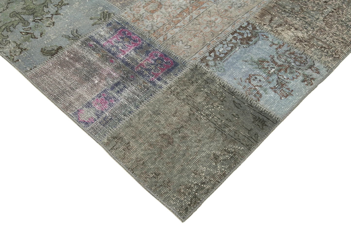 7x10 Grey Patchwork Rug - 31511