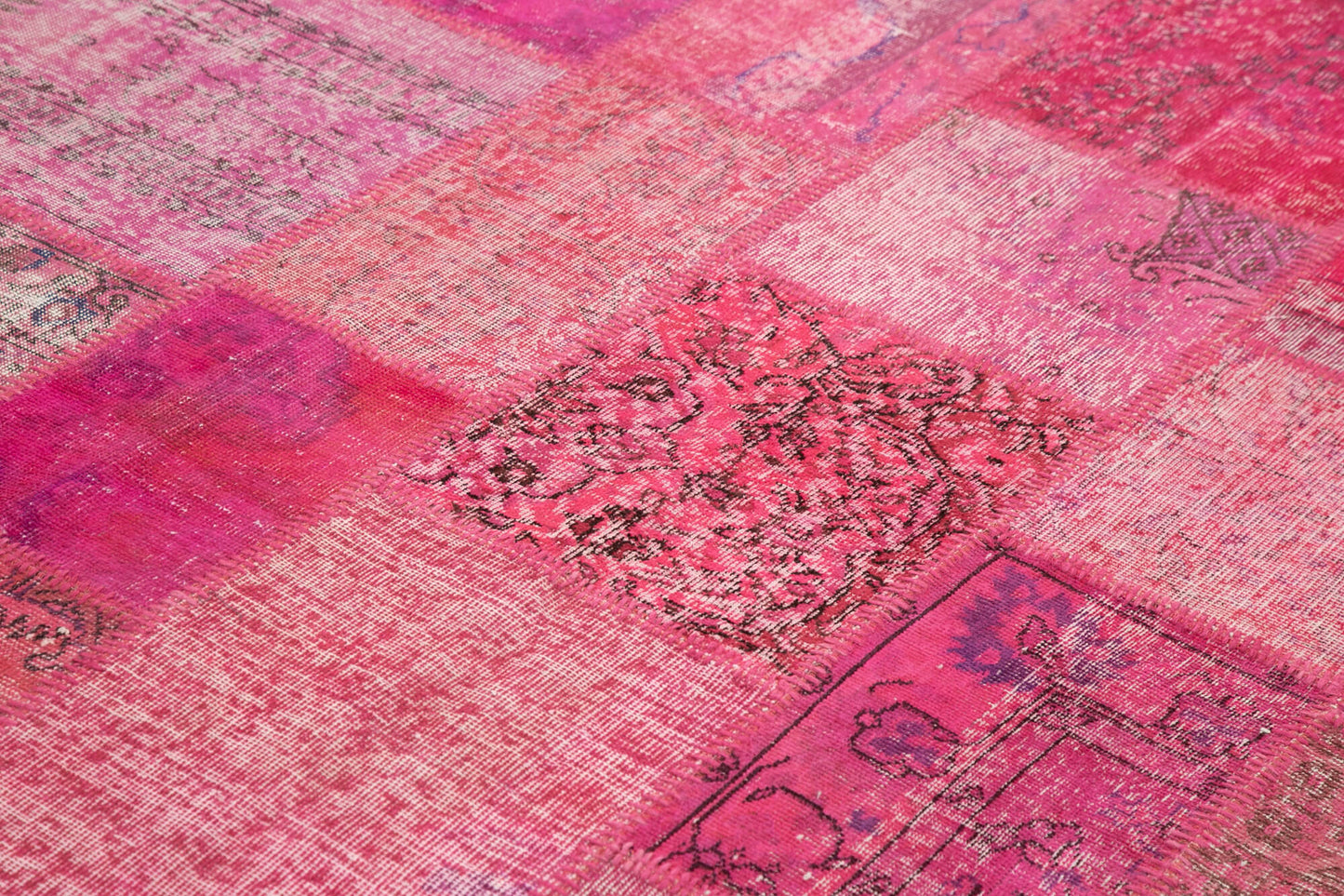 7x10 Pink Patchwork Rug - 31555