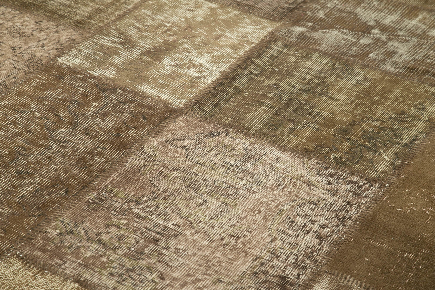 6x10 Brown Patchwork Rug - 31632