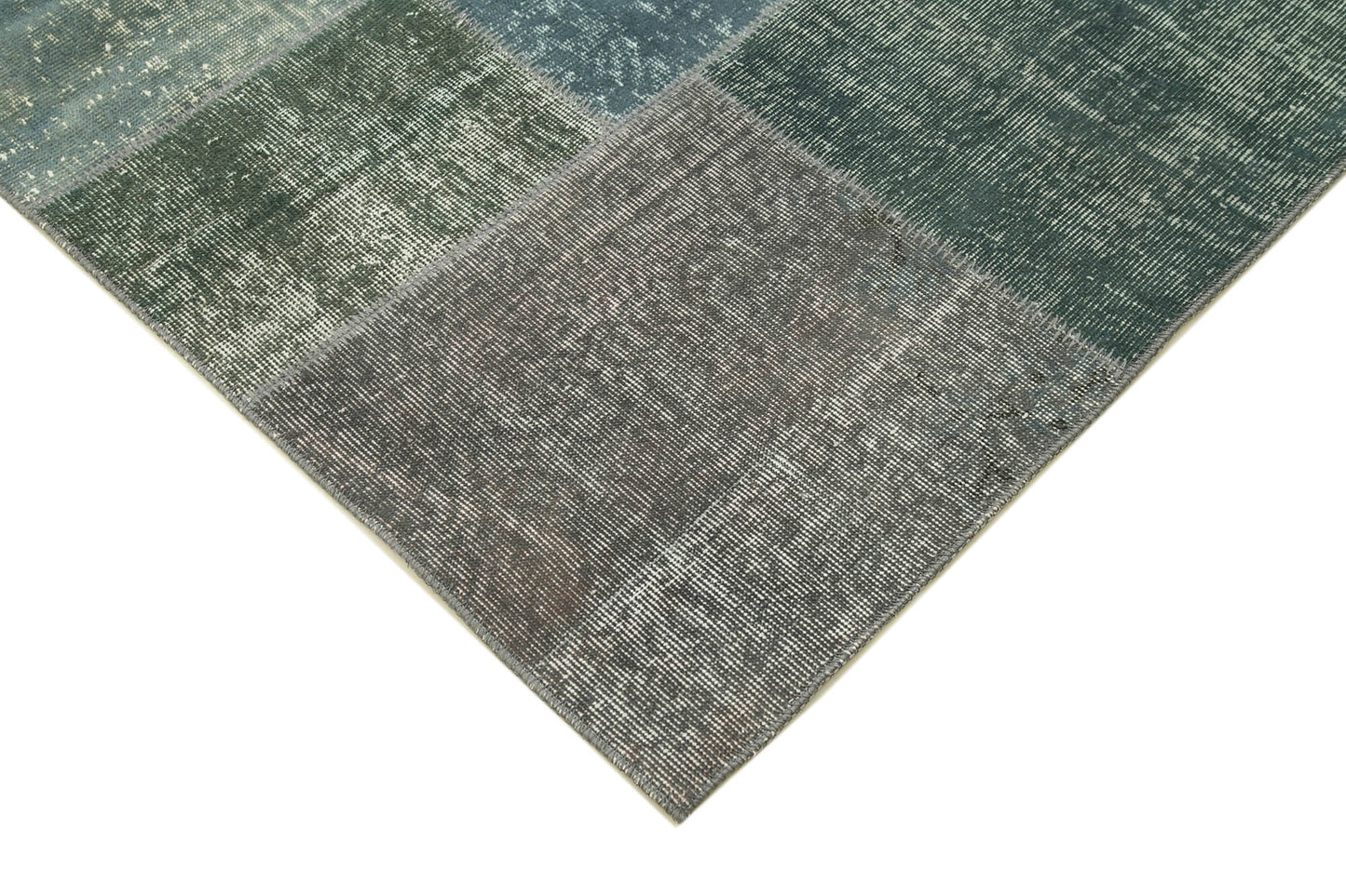 7x10 Grey Patchwork Rug - 31633