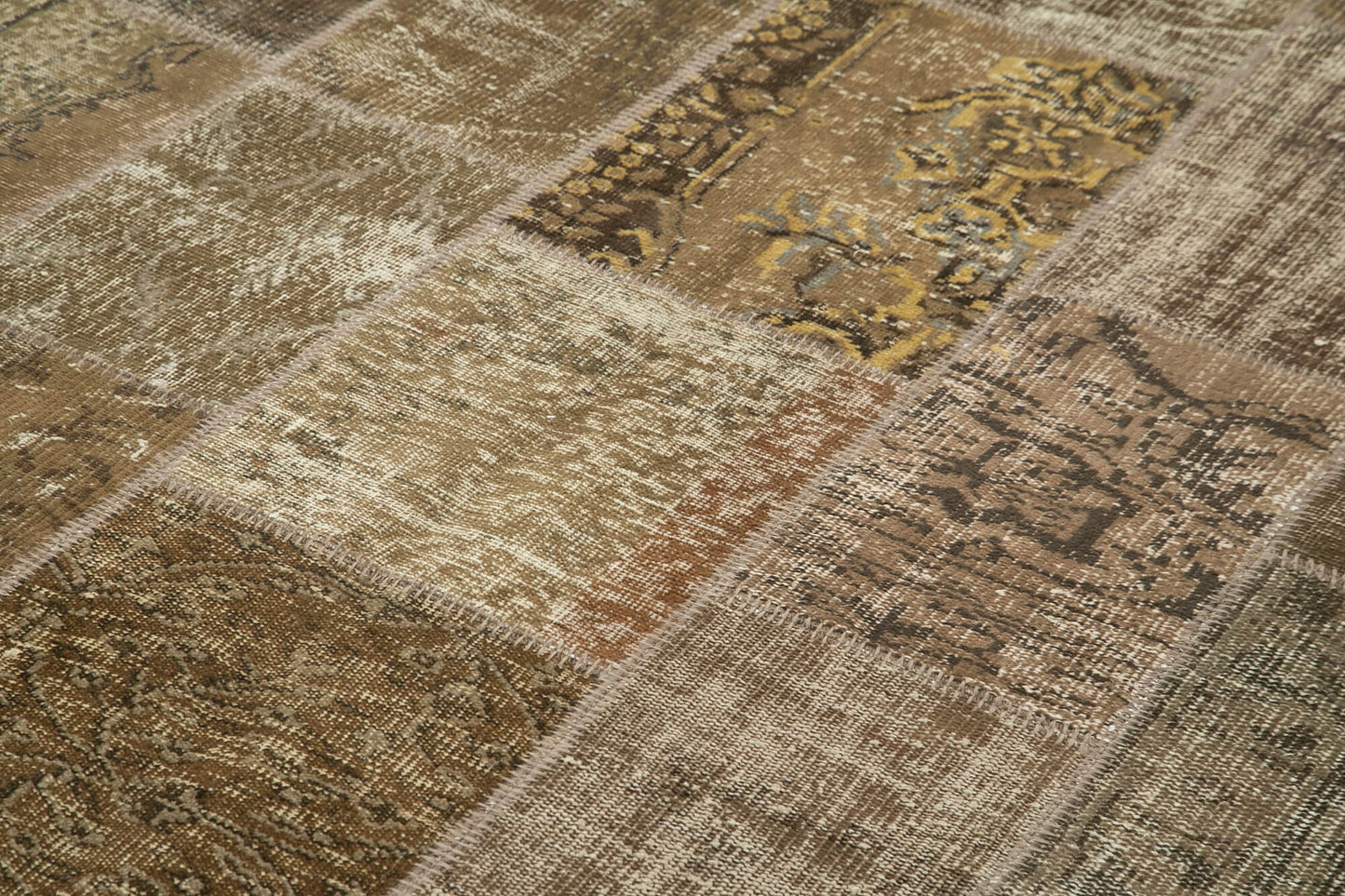 6x10 Brown Patchwork Rug - 31670