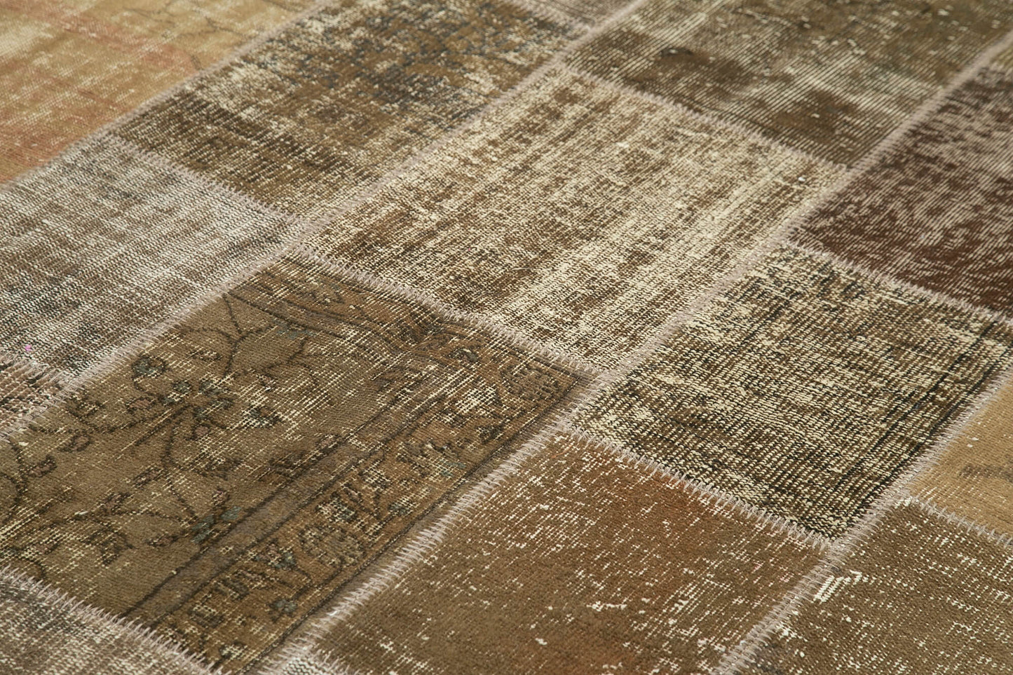 6x10 Brown Patchwork Rug - 31678