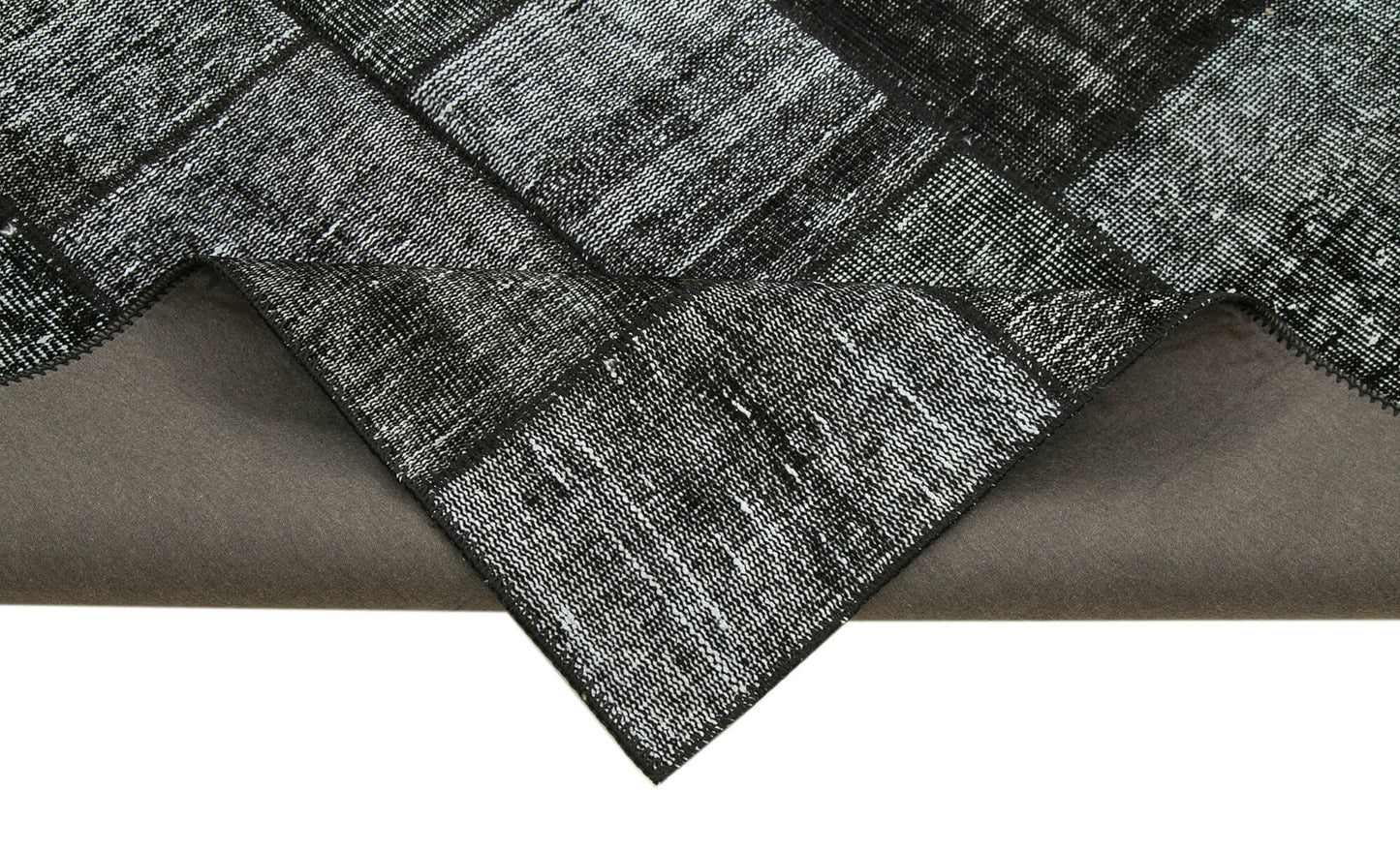 4x7 Black Patchwork Rug - 31765