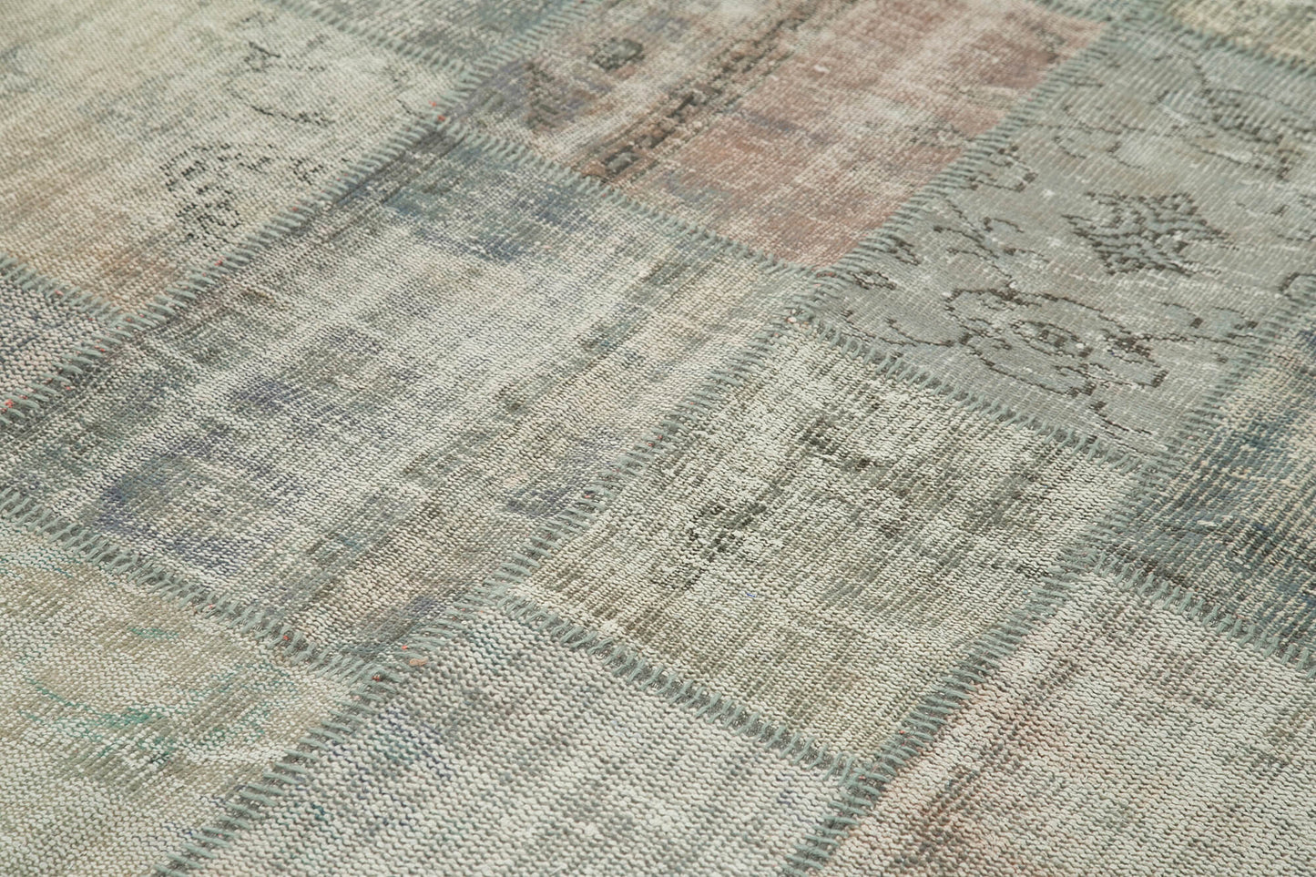 6x8 Grey Patchwork Rug - 31871