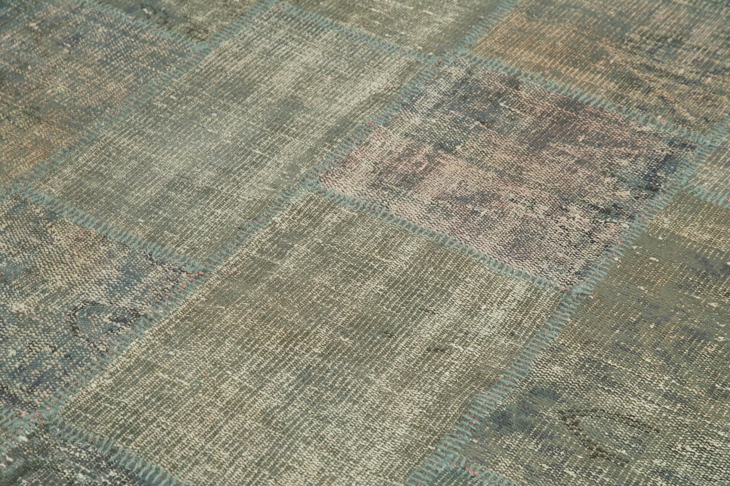 6x8 Grey Patchwork Rug - 31882