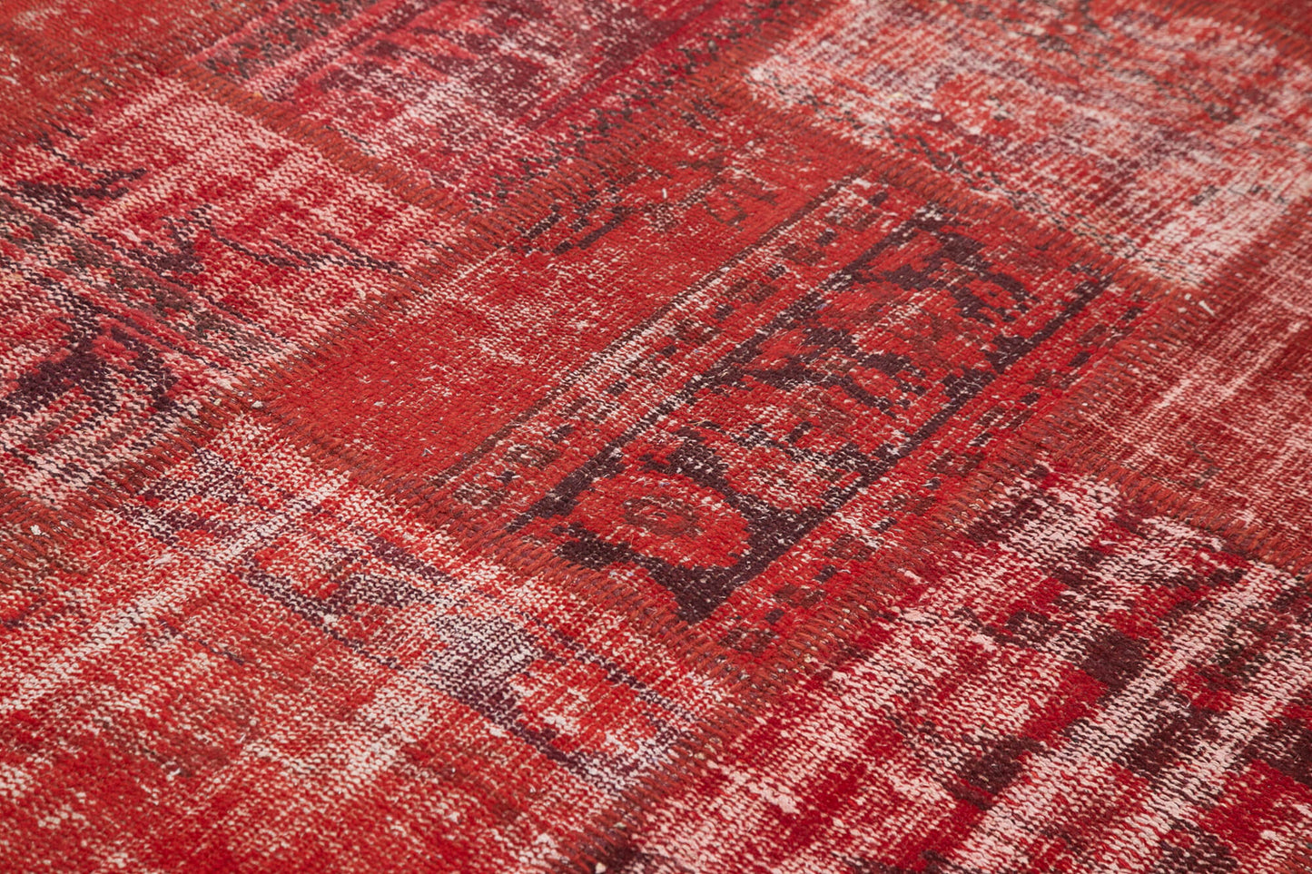 6x8 Red Patchwork Rug - 31889