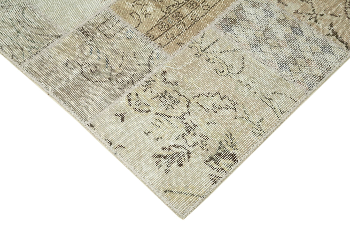 6x8 Beige Patchwork Rug - 31926