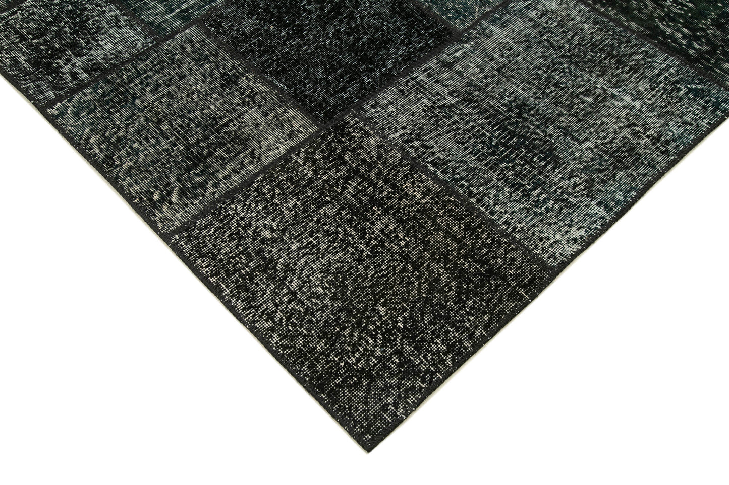 6x8 Black Patchwork Rug - 32001