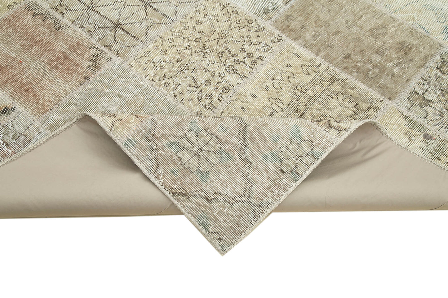 6x8 Beige Patchwork Rug - 32022