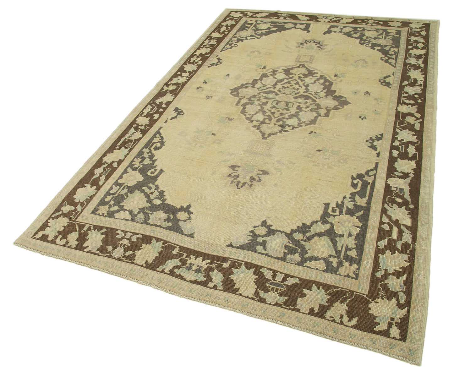 5x9 Beige Vintage Anatolian Rug - 32144