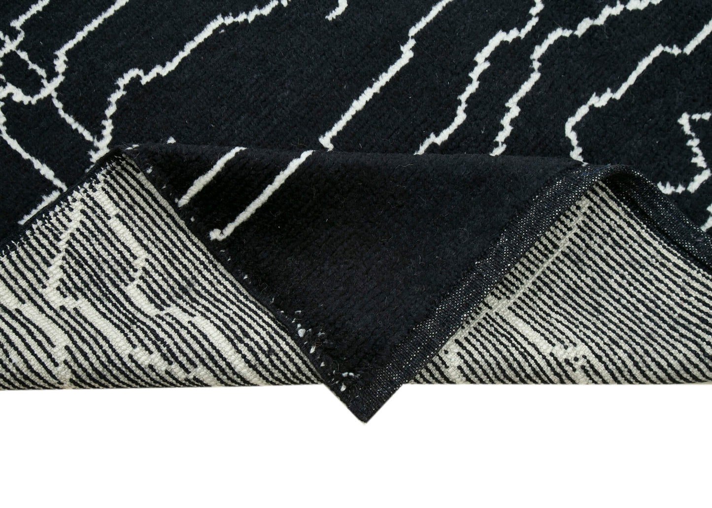 7x10 Black Moroccan Rug - 33002