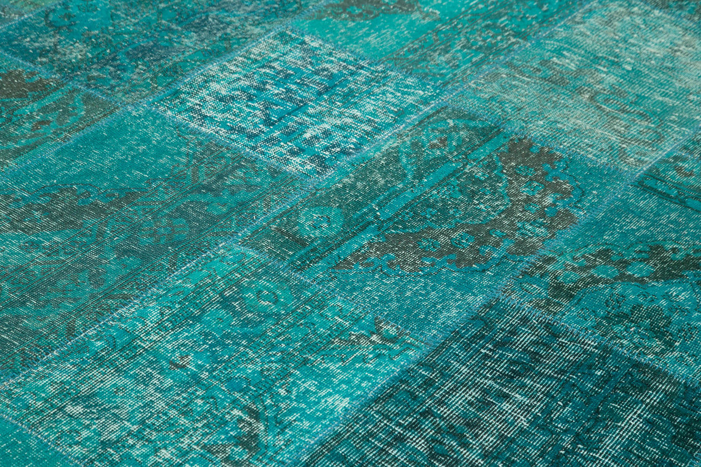 8x10 Turquoise Patchwork Rug - 35177