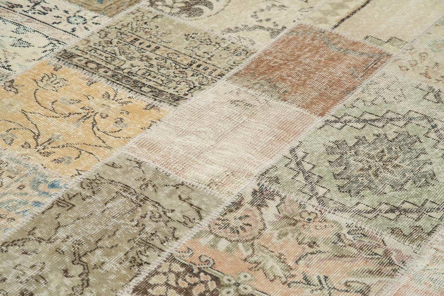 8x11 Beige Patchwork Rug- 35227