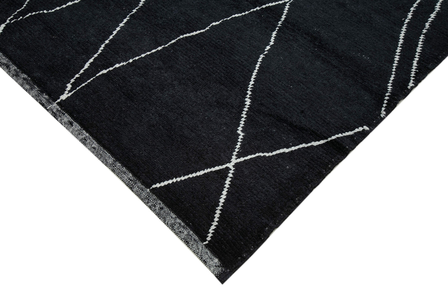 8x11 Black Moroccan Rug - 35735