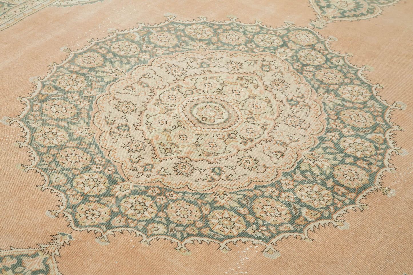 7x10 Beige Vintage Rug - 37857