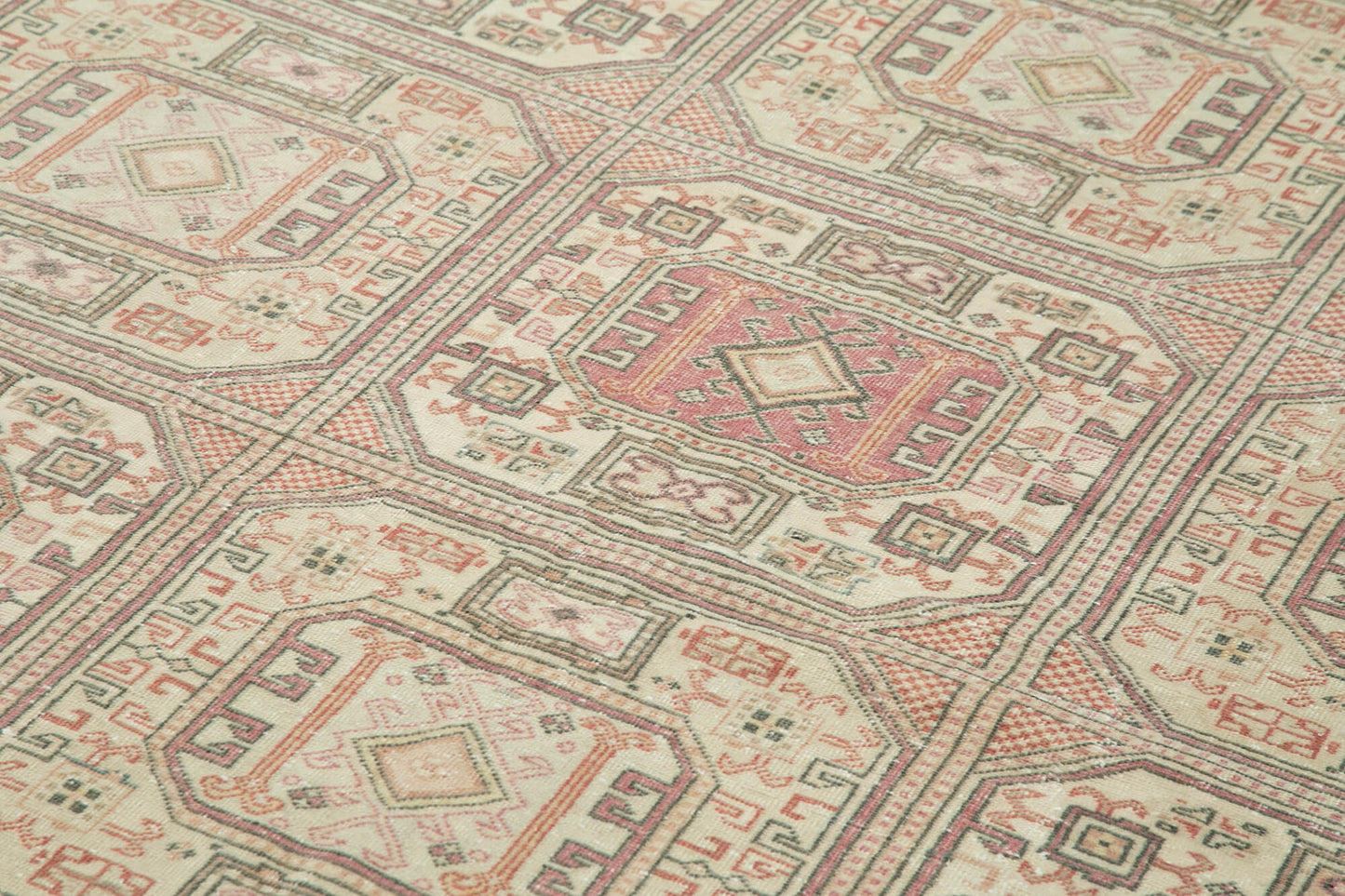 6x10 Beige Vintage Rug - 37860