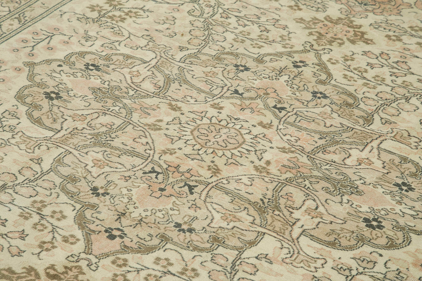 6x10 Beige Vintage Rug - 37866