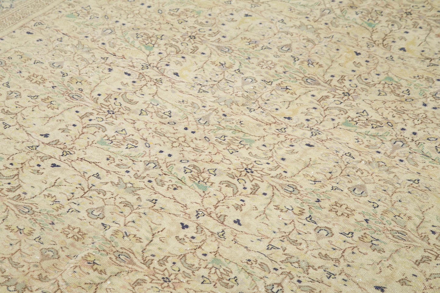 6x9 Beige Vintage Rug - 37935