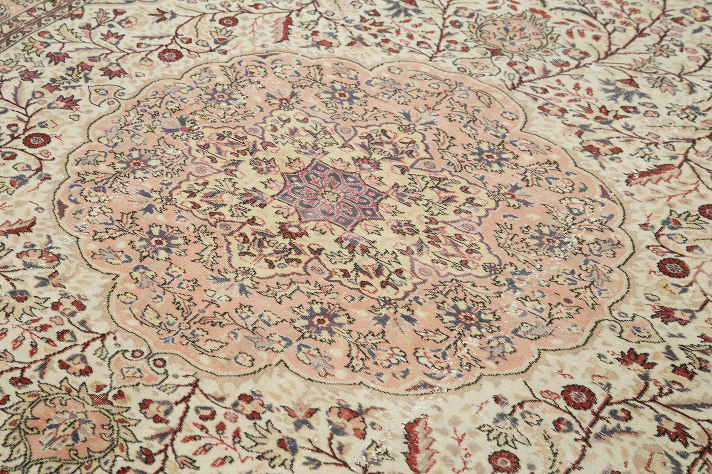 7x9 Beige Vintage Rug - 37940