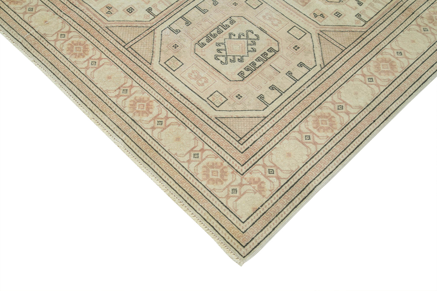 7x10 Beige Vintage Rug - 37994