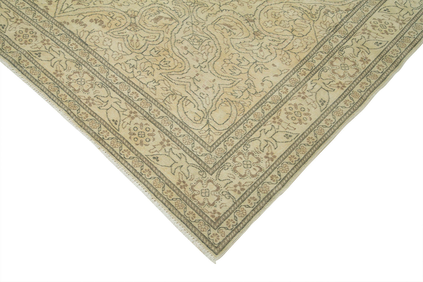 6x10 Beige Vintage Rug - 38000