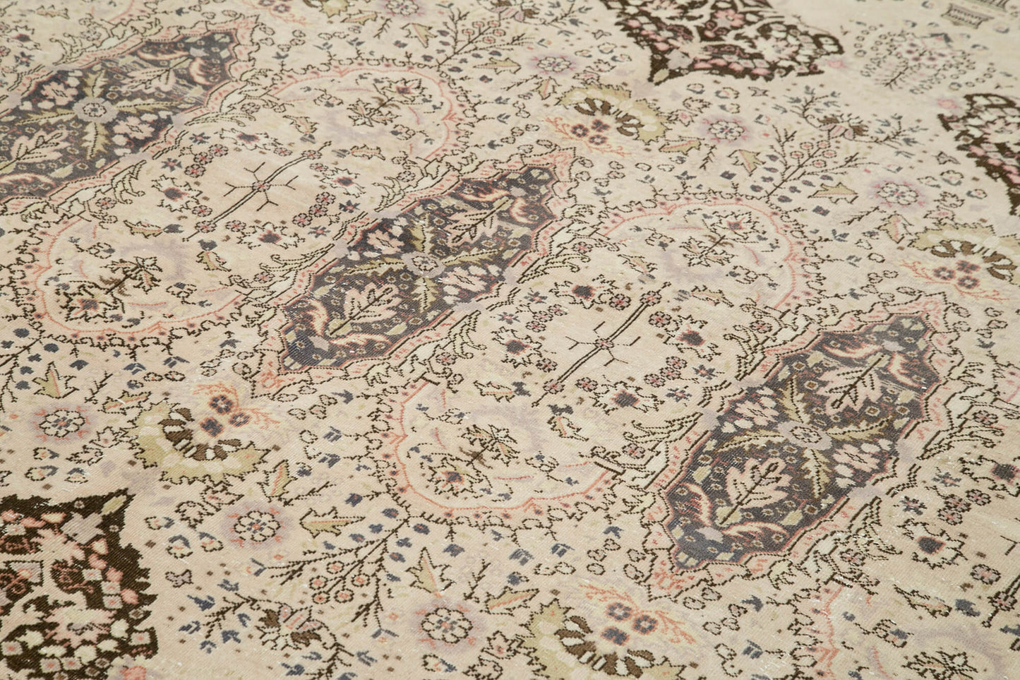 8x12 Beige Vintage Rug - 38032