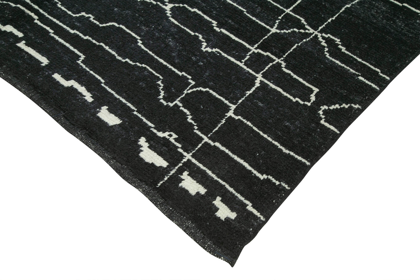 7x10 Black Moroccan Rug - 39707