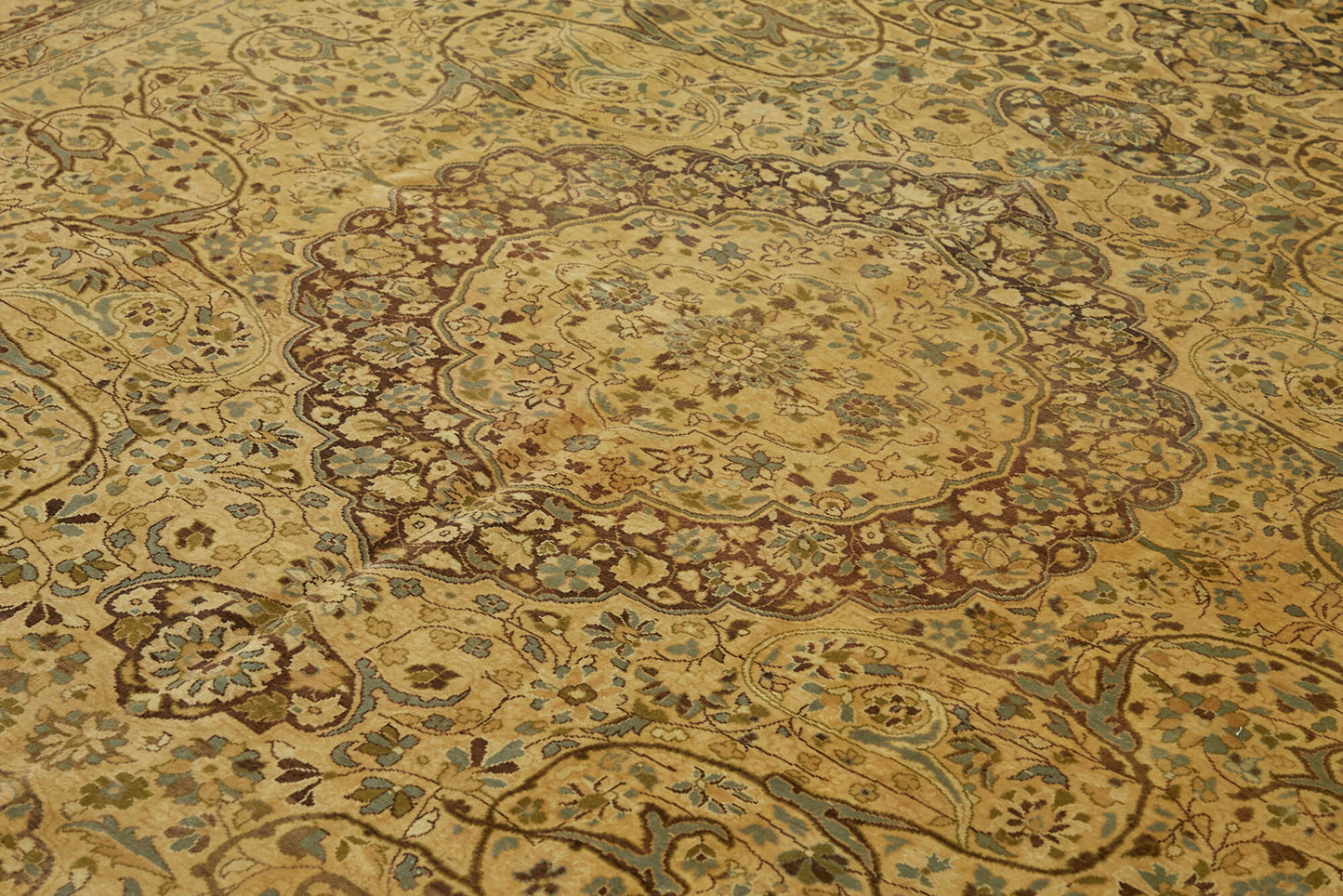 8x10 Beige Oushak Rug - 42230