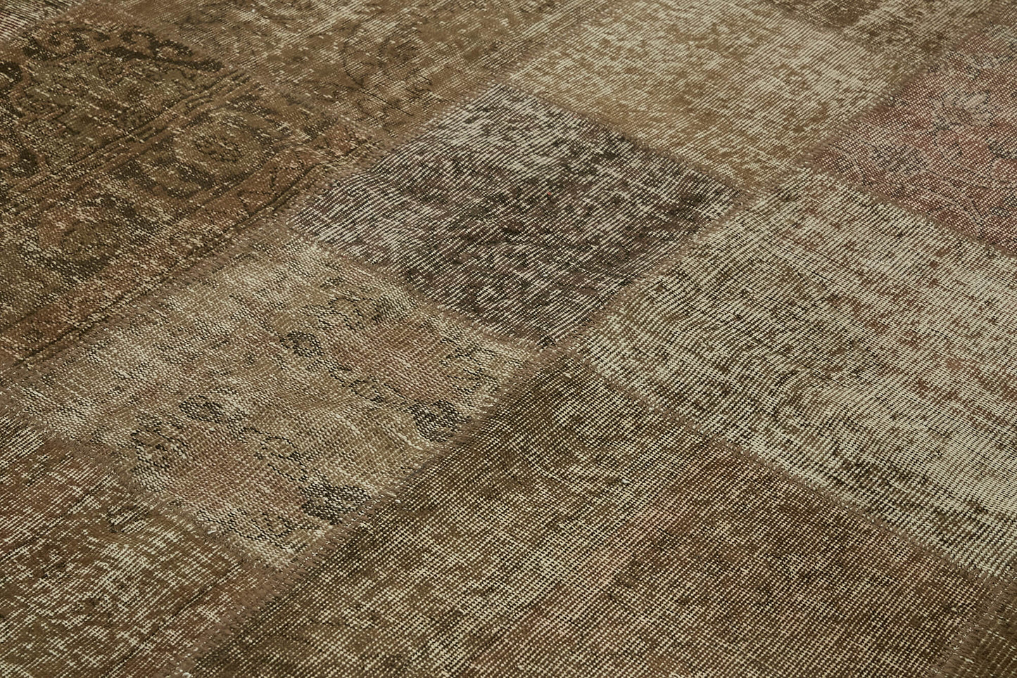 8x10 Brown Patchwork Rug - 43179