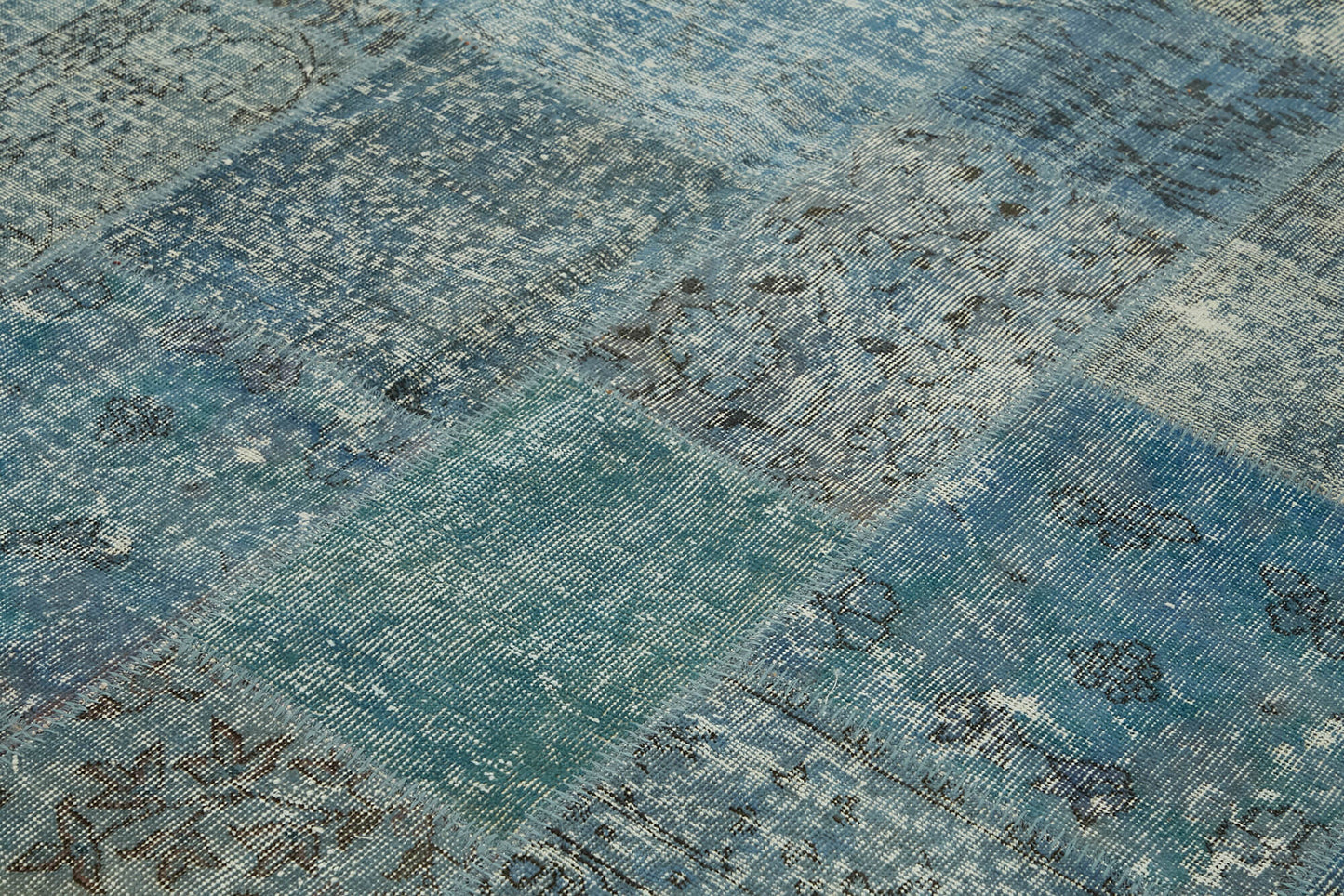 8x10 Blue Patchwork Rug - 43187