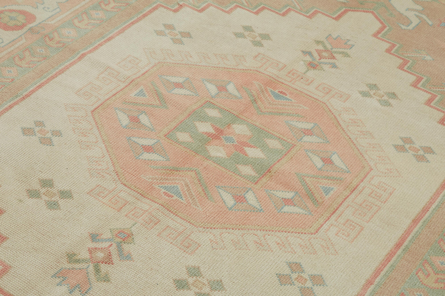 6x8 Beige Anatolian Rug - 43607